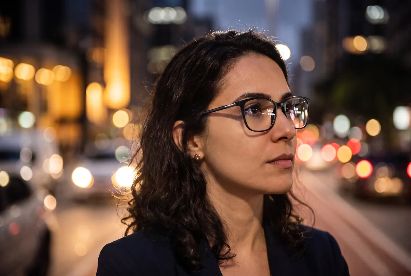Com antirreflexo: lentes limpas e olhos totalmente visíveis